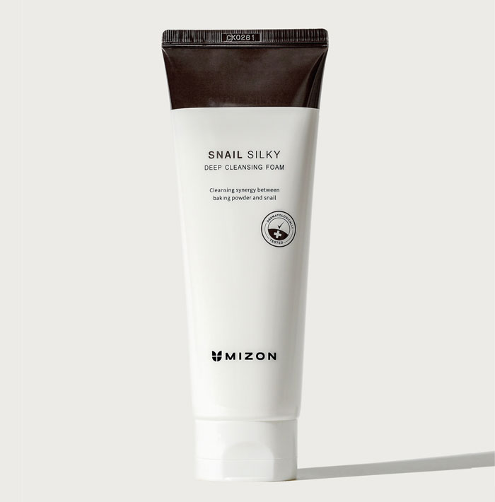 Mizon Snail Silky Deep Cleansing Foam