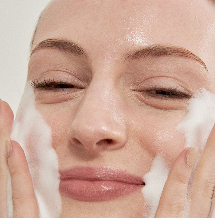 Mizon Pore Refine Deep Cleansing Foam