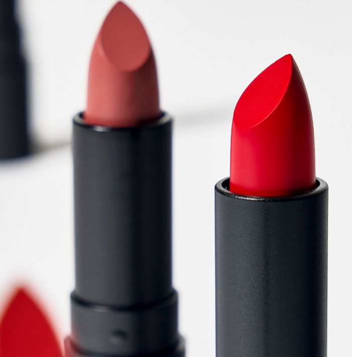 Mizon Velvet Matte Lipsticks alternate