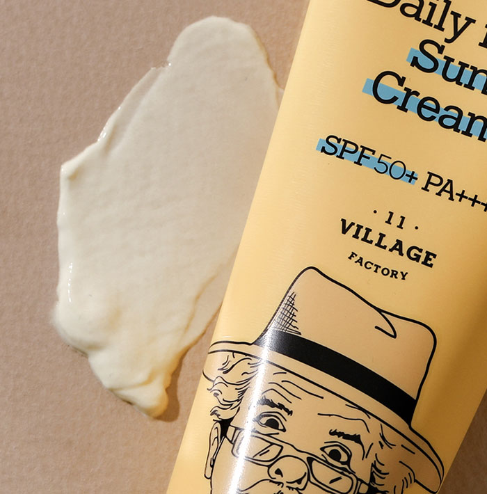 Village 11 Factory Daily Mild Sun Cream