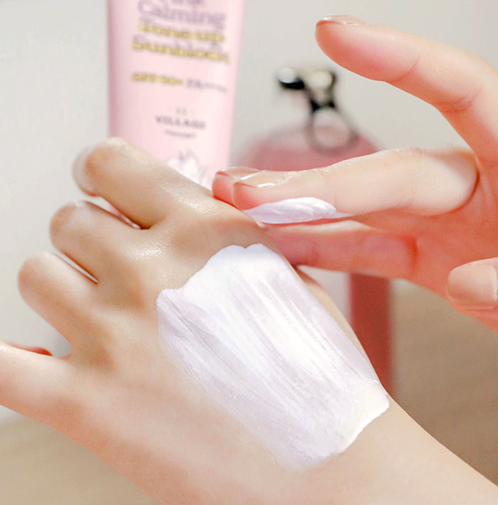 VILLAGE 11 FACTORY PINK CALMING TONE UP SUN BLOCK alternate